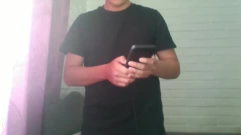 x_andrescam online show from January 8, 9:31 pm