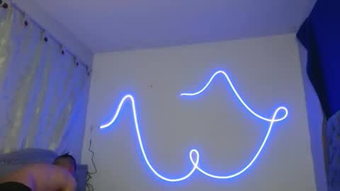 xalejo_max online show from September 13, 12:33 am