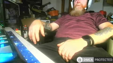 xander71972 online show from May 3, 12:46 am