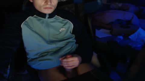 Snapshot of xandiigmusik chatting on October 30, 5:20 am rx4per online show from October 30, 5:20 am