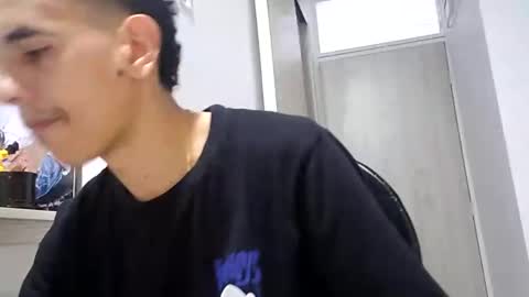 Andres online show from February 2, 10:39 pm