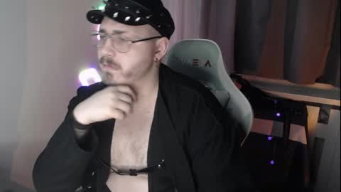 Snapshot of xfabian_love chatting on October 24, 6:53 pm F A B I A N online show from October 24, 6:53 pm
