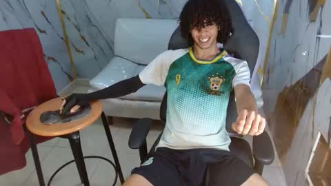 xion_ez online show from April 15, 8:20 pm