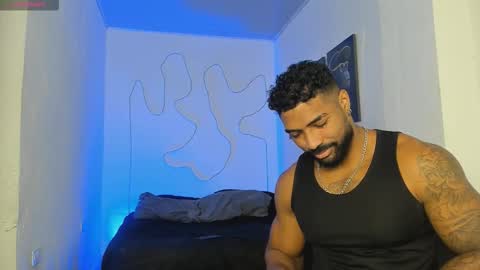 Stipp3r online show from November 2, 12:31 pm