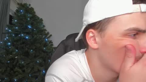 raul online show from January 5, 11:19 pm