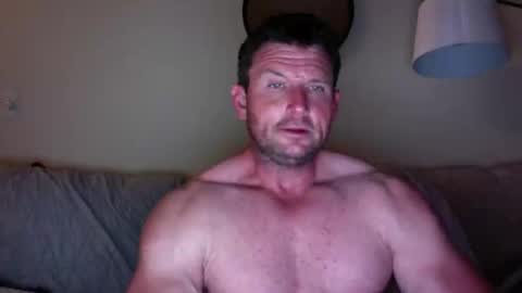 xxedgemaster101 online show from April 25, 7:55 am