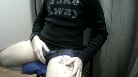 xyesyesyesx online show from February 1, 10:26 am