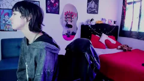 xzerox_ online show from February 18, 5:32 pm