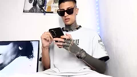 Yan online show from February 3, 1:47 am