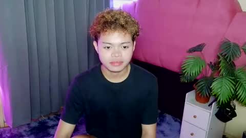 YANNA online show from February 9, 12:32 pm