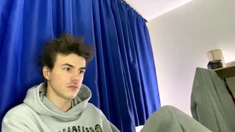 yayay333 online show from March 25, 7:07 pm