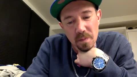 yesplesae online show from December 12, 2:48 am