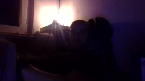 yewloo online show from November 18, 3:38 pm