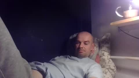 yewloo online show from November 3, 6:21 pm