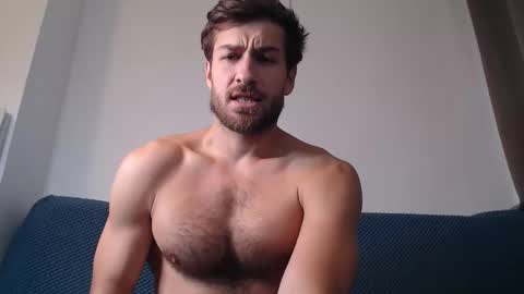 Yoooups online show from November 22, 2:16 pm