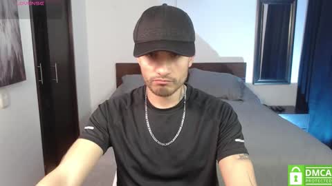 yoshy_man online show from November 4, 3:07 am