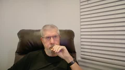 Colorado Guy Straight online show from February 9, 1:27 pm