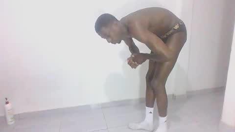 Snapshot of youn_king chatting on December 15, 1:32 pm ALEX online show from December 15, 1:32 pm