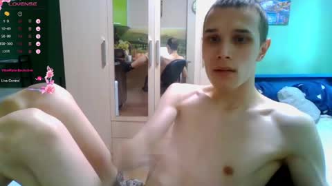 Mark online show from April 15, 11:10 am