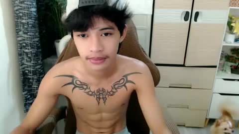 yourasian_eric online show from March 5, 10:22 am