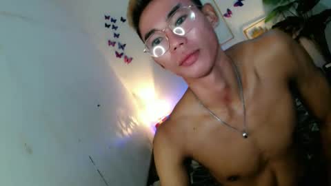 Rence online show from May 29, 1:04 am