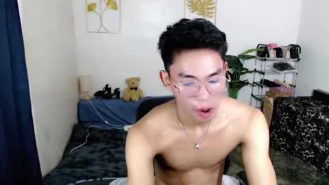 Rence online show from November 22, 5:51 am