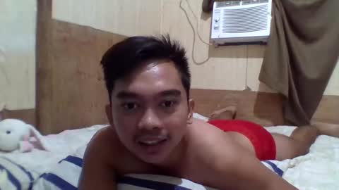 Snapshot of yourfantasyboyjr chatting on February 28, 9:36 am i am your dream boy  JR  online show from February 28, 9:36 am