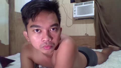 Snapshot of yourfantasyboyjr chatting on March 4, 3:00 am i am your dream boy  JR  online show from March 4, 3:00 am