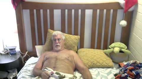 A Man online show from December 2, 1:22 pm