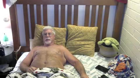 A Man online show from December 6, 2:17 pm