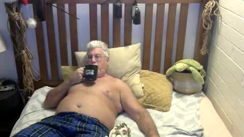 A Man online show from January 2, 2:35 pm