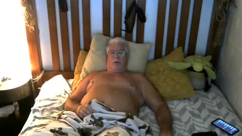 A Man online show from December 21, 2:26 pm