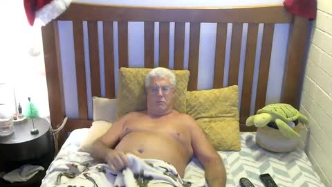 A Man online show from December 11, 12:35 am