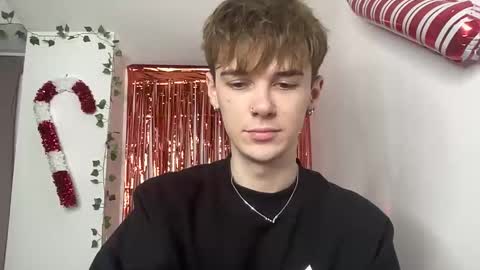 yoursweetyguy online show from January 12, 5:17 pm