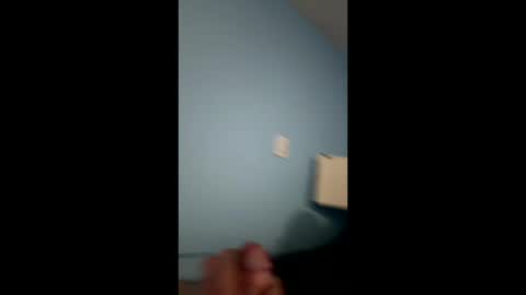 yourwhiteislandboy online show from March 5, 12:23 pm