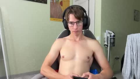Alex online show from May 30, 6:19 pm