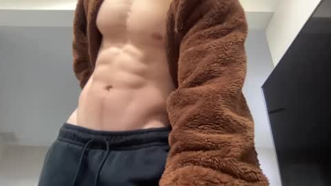 Snapshot of yungbull06 chatting on March 8, 5:41 pm Yung Bull online show from March 8, 5:41 pm