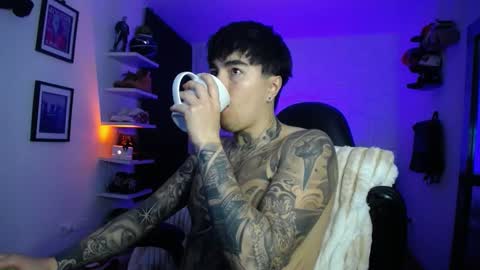 zac_muller1 online show from March 25, 9:46 am