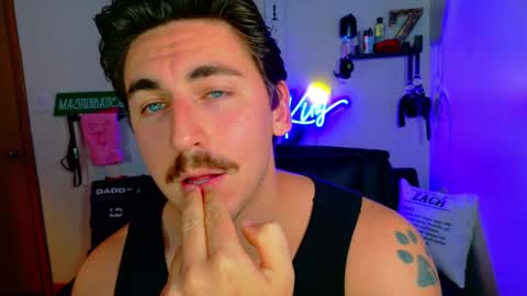 Zach Rhyder online show from November 20, 3:06 am