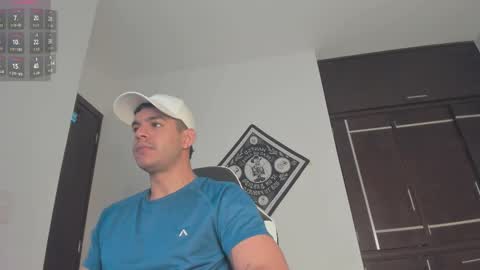 Snapshot of zamir_scott chatting on October 21, 9:17 pm zamir online show from October 21, 9:17 pm