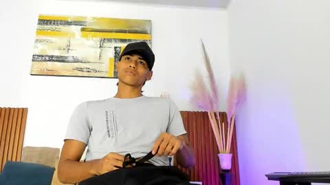 Zander online show from November 9, 1:37 pm