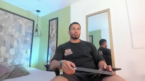 zanemaverick online show from February 4, 12:00 pm