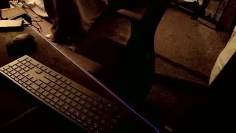 Zerces online show from December 6, 1:18 am