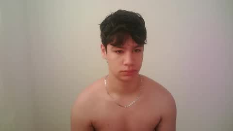 zeus_183 online show from March 13, 1:19 pm