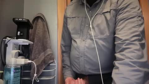 zinger283069 online show from April 6, 7:03 pm