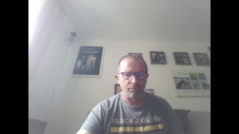 Zippi online show from October 4, 11:48 am