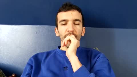 Snapshot of zommmmmmmmm chatting on October 25, 1:24 pm zom online show from October 25, 1:24 pm