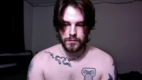 zorvello_83 online show from April 15, 7:58 pm