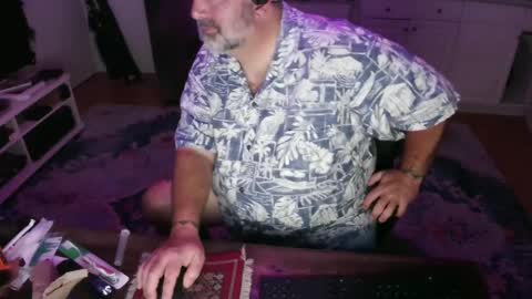 zowon online show from December 7, 10:45 am