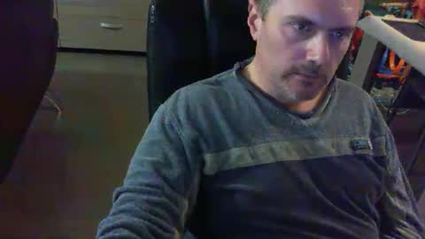 zultem online show from November 10, 5:01 am